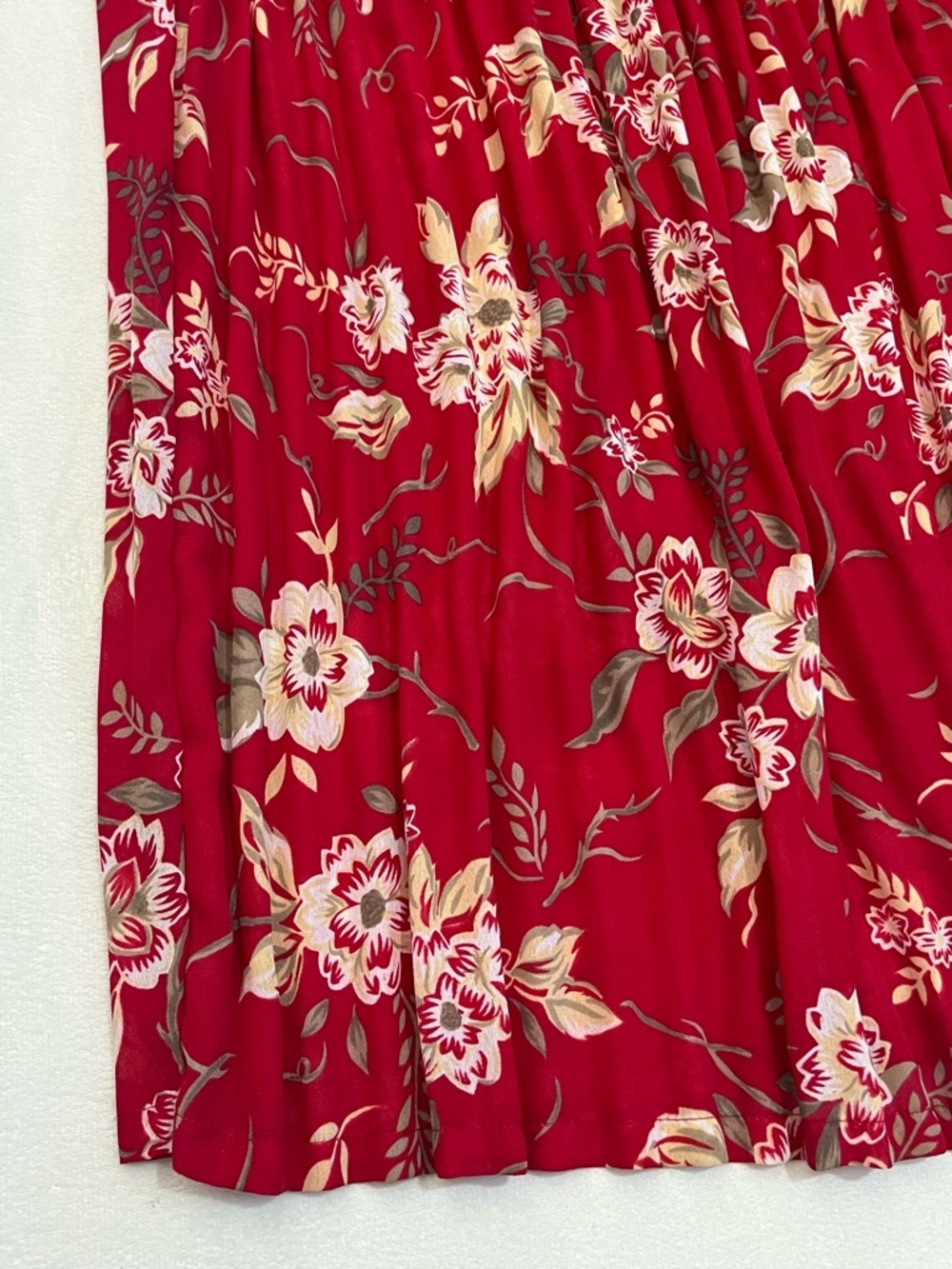 Sag Harbor Women’s Vintage Red Floral Polyester Accordian Pleated Midi Skirt L - Picture 2 of 16